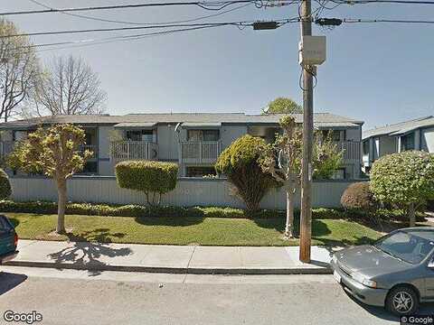 46Th, CAPITOLA, CA 95010