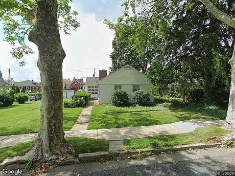 Maple, BETHLEHEM, PA 18018