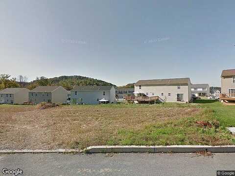 Saylor, TEMPLE, PA 19560