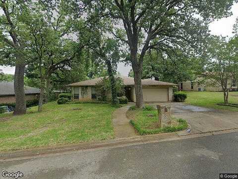 Greenacres, NORTH RICHLAND HILLS, TX 76182