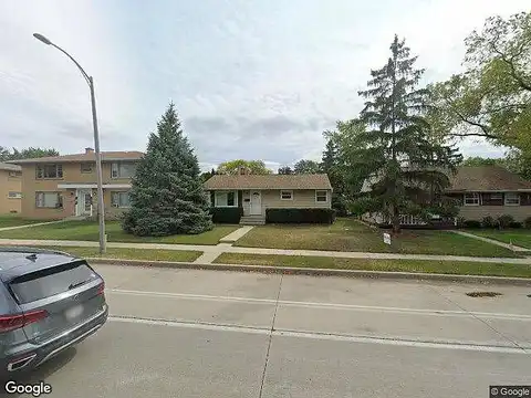 Capitol, MILWAUKEE, WI 53222