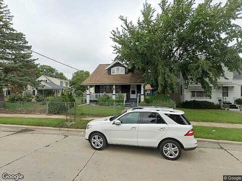Swan, MILWAUKEE, WI 53225