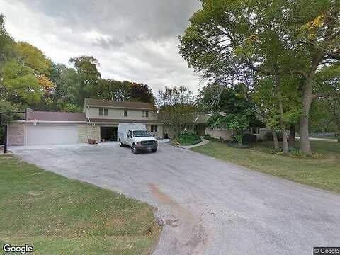 Tennyson, MILWAUKEE, WI 53217