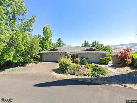 Twin Pines, ASHLAND, OR 97520