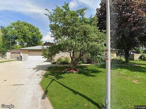 122Nd, MILWAUKEE, WI 53214