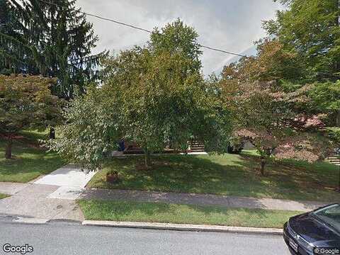Meredith, KENNETT SQUARE, PA 19348