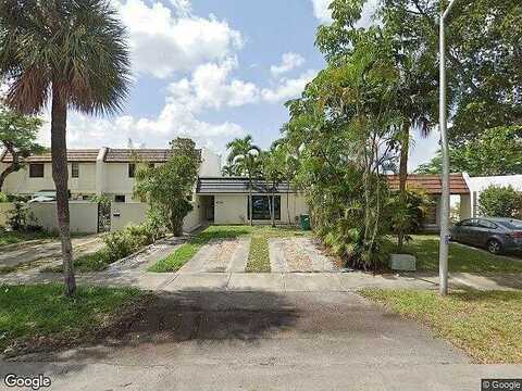 Crooked Palm, MIAMI LAKES, FL 33014