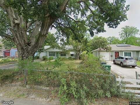 Underhill, HOUSTON, TX 77092