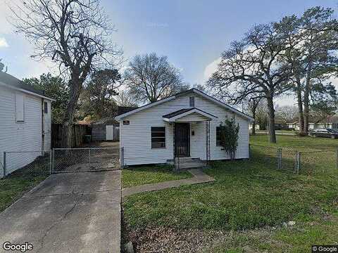 Lloyd, HOUSTON, TX 77022