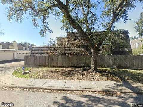 1St, BELLAIRE, TX 77401