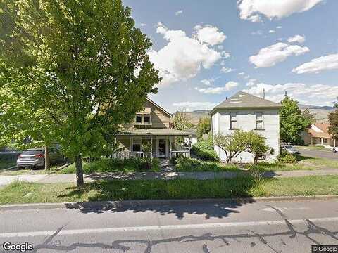 Main, ASHLAND, OR 97520