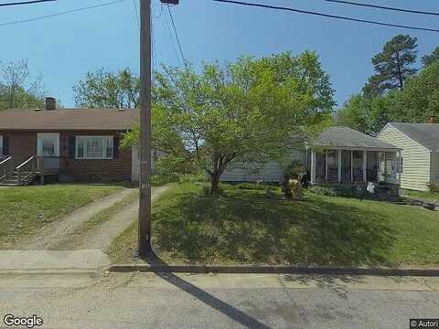 Maple, COLONIAL HEIGHTS, VA 23834