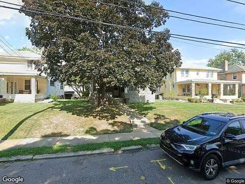 Maple, LANSDOWNE, PA 19050