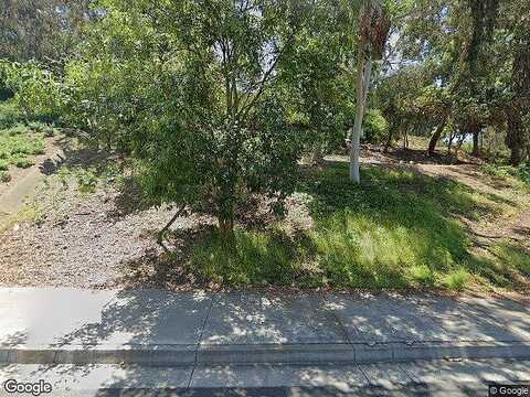 Los Viveros, MISSION VIEJO, CA 92691