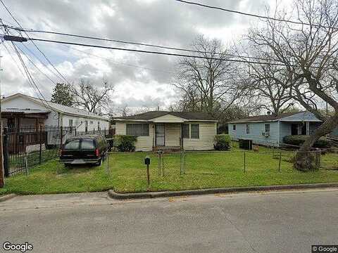 Lucas, HOUSTON, TX 77026