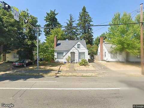 Center, SALEM, OR 97301