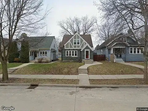 86Th, MILWAUKEE, WI 53227