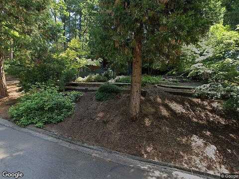 Dogwood, EUGENE, OR 97405