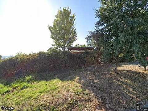 Octavia, REDDING, CA 96001