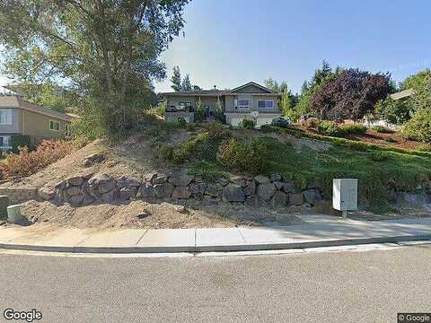 Broadway, WENATCHEE, WA 98801