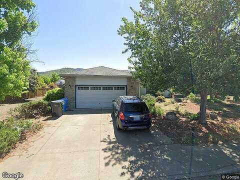 Oak Knoll, ASHLAND, OR 97520