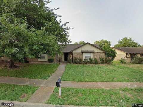 Alicia, LANCASTER, TX 75134