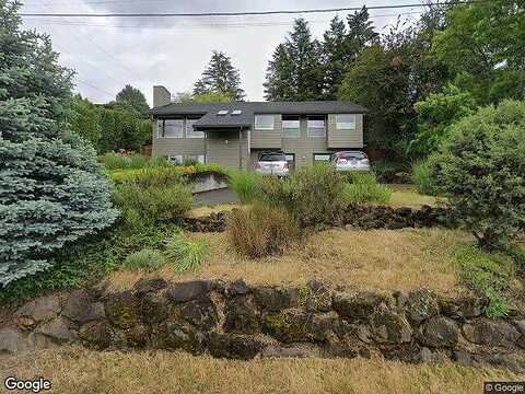 61St, PORTLAND, OR 97219