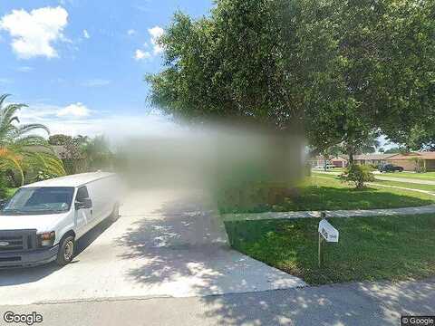 Mildred, BOYNTON BEACH, FL 33472