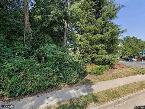 Willow Point, FALLS CHURCH, VA 22042
