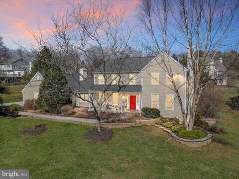 Creek, WEST CHESTER, PA 19382