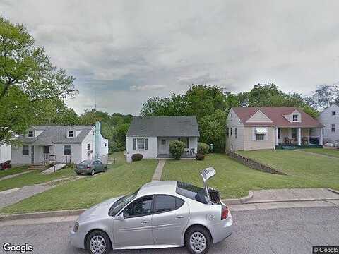 36Th, ROANOKE, VA 24017