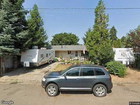 Hall, WOODBURN, OR 97071