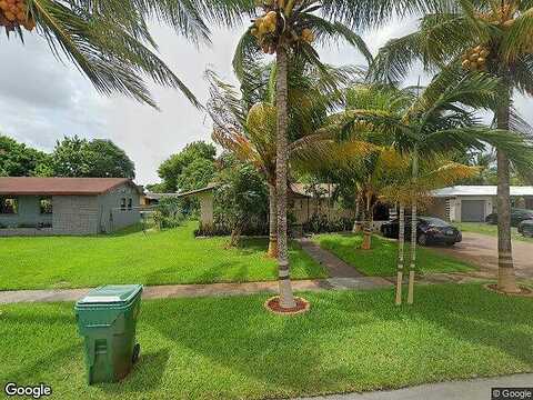 14Th, LAUDERHILL, FL 33313