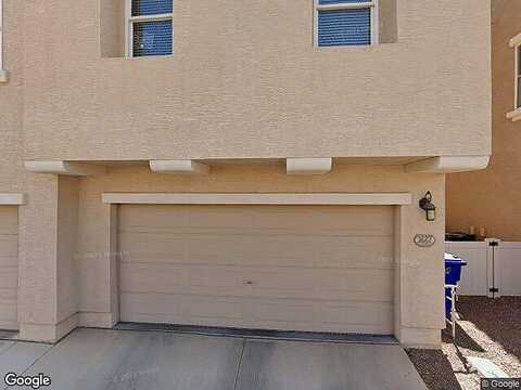 Leslie, GILBERT, AZ 85296