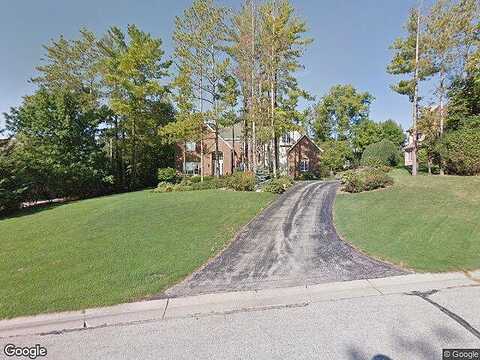 Brehon, BROOKFIELD, WI 53005