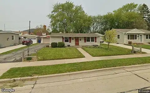 Pinehurst, RACINE, WI 53403