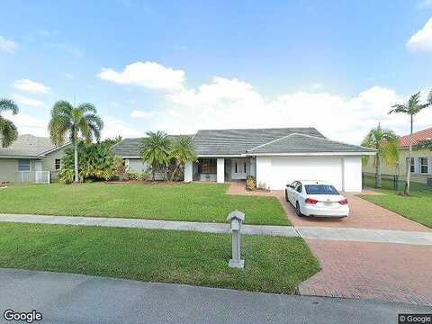 8Th, PEMBROKE PINES, FL 33029