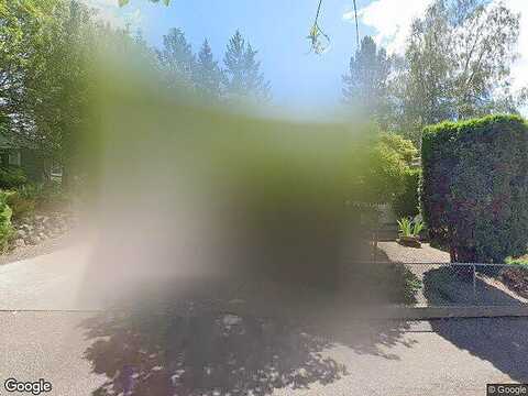 Yantic, BREMERTON, WA 98312
