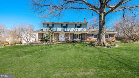 Yale, YARDLEY, PA 19067