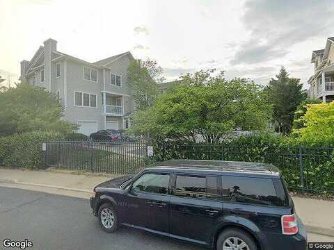 Fair Briar, FAIRFAX, VA 22033