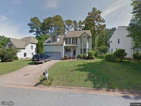 Runaway, YORKTOWN, VA 23692