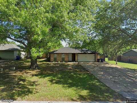 Tracy, HUNTSVILLE, TX 77320