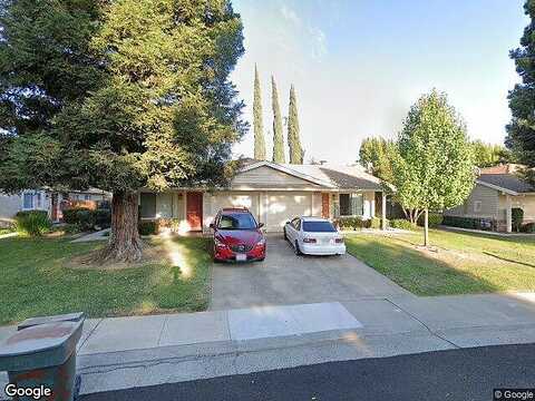 Newhall, SACRAMENTO, CA 95826
