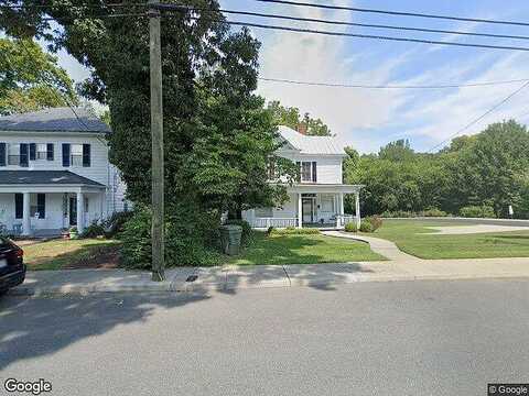 High, FARMVILLE, VA 23901
