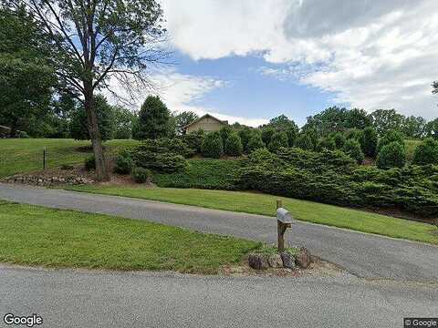 Hollyberry, ROANOKE, VA 24018