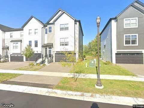 Jody, COTTAGE GROVE, MN 55016