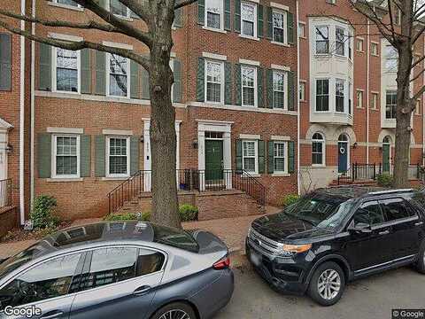 Pitt, ALEXANDRIA, VA 22314