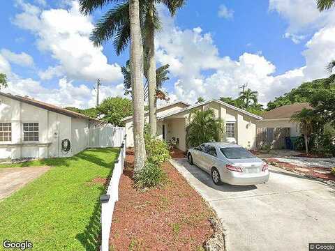 198Th, MIAMI GARDENS, FL 33055