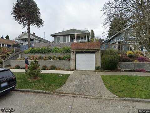 40Th, SEATTLE, WA 98136