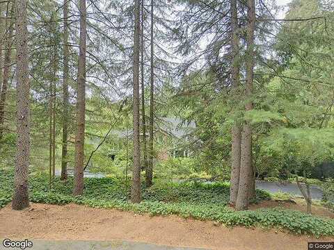 143Rd, BELLEVUE, WA 98007